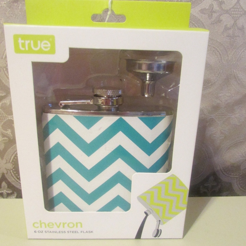 Chevron 6 oz. Stainless Steel Flask w/ Funnel